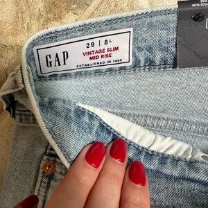 NWT GAP vintage slim jeans 29/8L